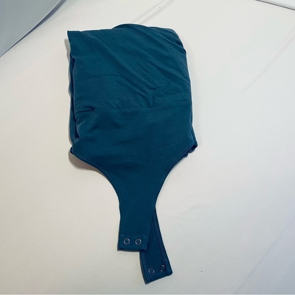 Seamless Long Sleeve Thong Bodysuit for Women Snap closure I Faux Wrap Waist I M - Picture 10 of 10